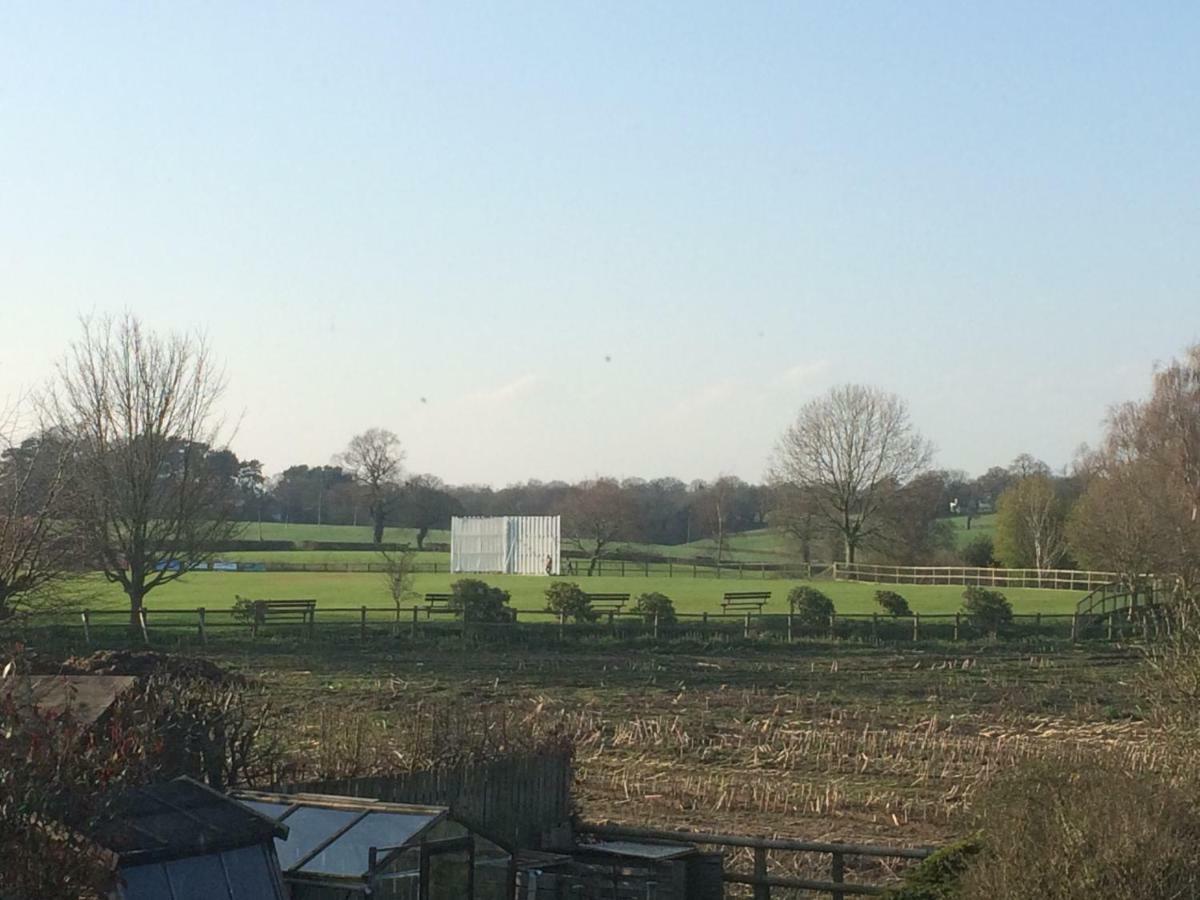 Porthkerry House Bed And Breakfast Little Budworth Экстерьер фото